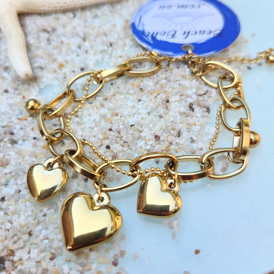 THREE HEARTS OF LOVE - 18 CT GOLD WATERPROOF CHAIN BRACELET - Premium Bracelets from www.beachboho.com.au - Just $50! Shop now at www.beachboho.com.au