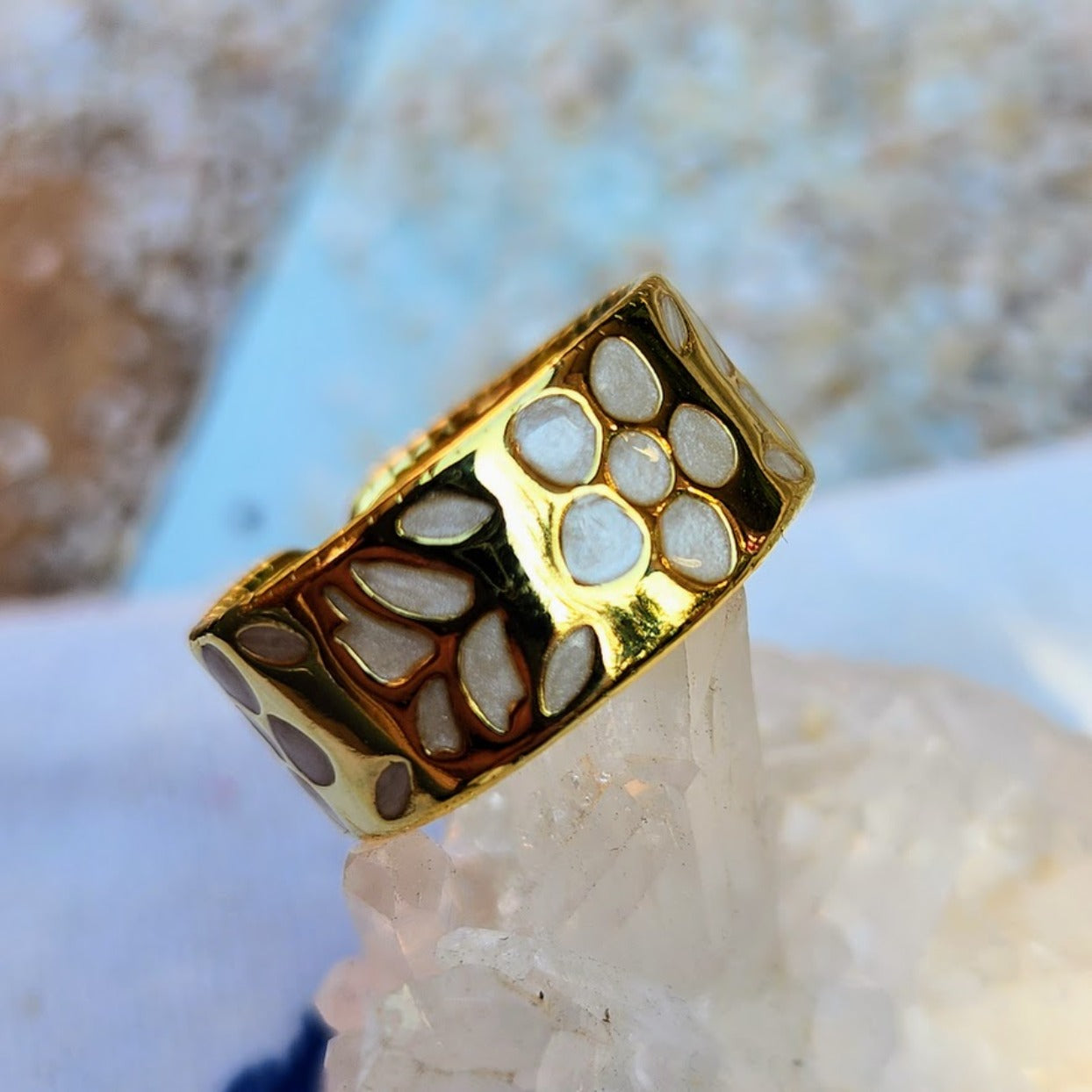 MOTHER OF PEARL - FLOWER GOLD PLATED 925 ADJUSTABLE RING - Premium Rings from www.beachboho.com.au - Just $35! Shop now at www.beachboho.com.au