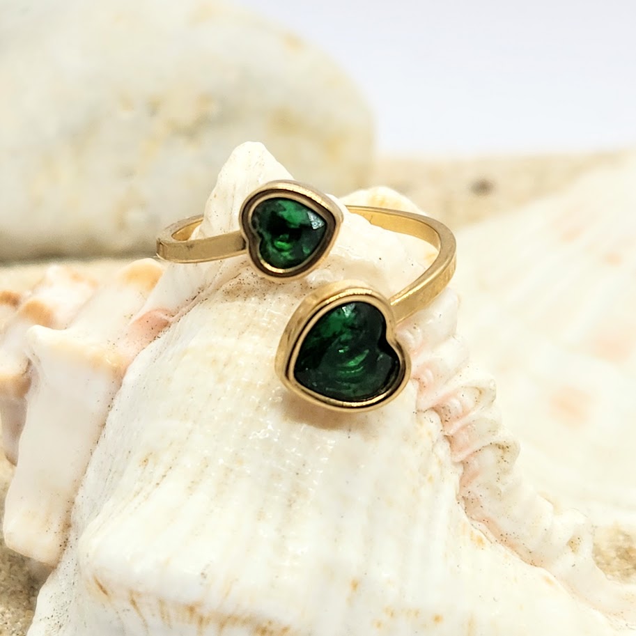 ADJUSTABLE HEARTS -  CZ CITIRNE AMETHYST OR EMERALD  WATERPROOF 18K GOLD RINGS