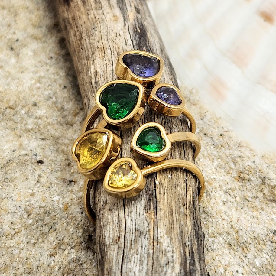 ADJUSTABLE HEARTS -  CZ CITIRNE AMETHYST OR EMERALD  WATERPROOF 18K GOLD RINGS