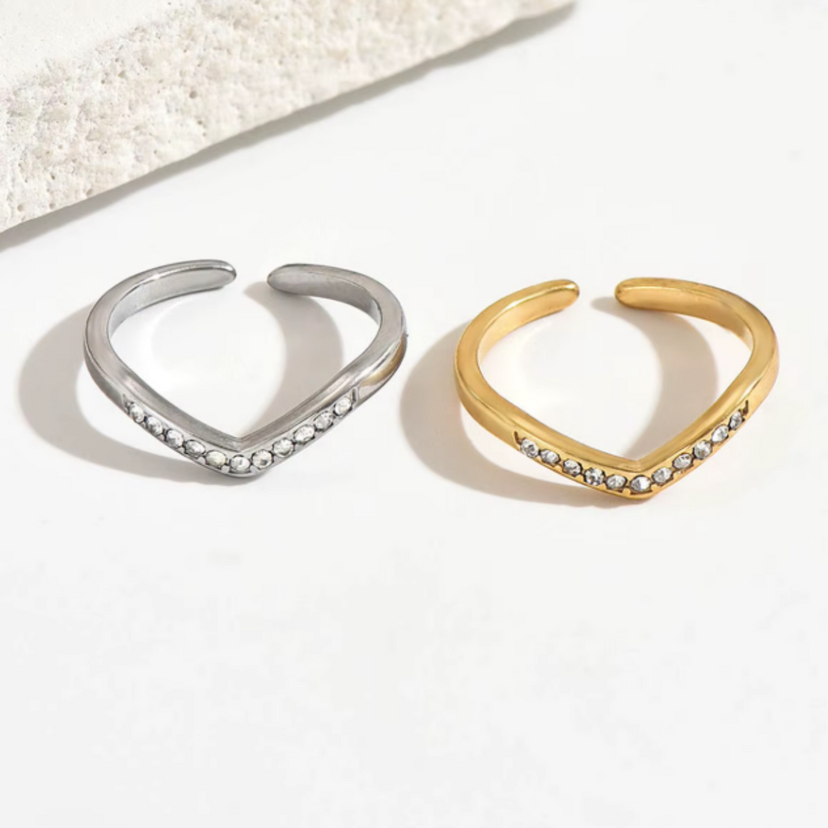 Summer Glow - Set of 2 Cubic Zirconia  Gold Or Silver Waterproof Toe Ring Set