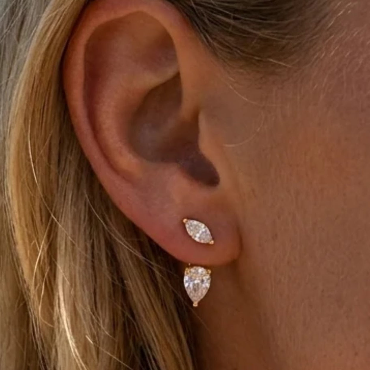 CLIMBING CRYSTALS  - 18K GOLD MOISSANITE DIAMONDS WATERPROOF EARRINGS