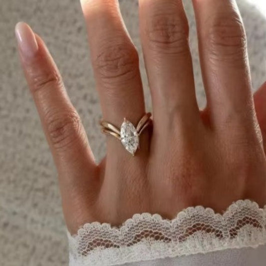 MOISSANITE DIAMOND  - WATERPROOF 18K GOLD RINGS