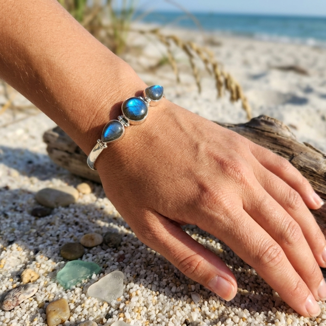 Intuition - Labradorite Three Stone 925 Bracelet / Cuff